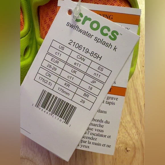 CROCS Kids’ Swiftwater Splash Water Shoes - Picture 5 of 6